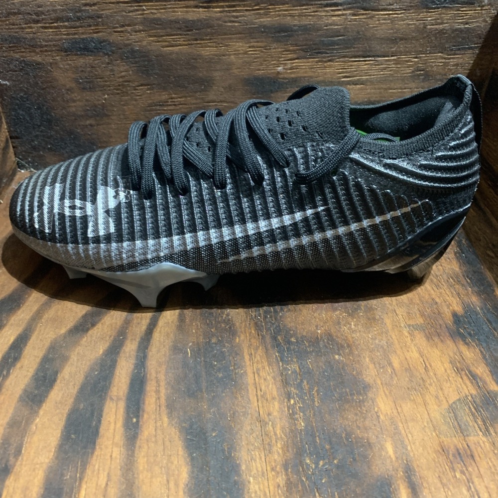 Under Armour Blur Pro Football Cleats Black Silver 3028220-003 Men's Size 9.5